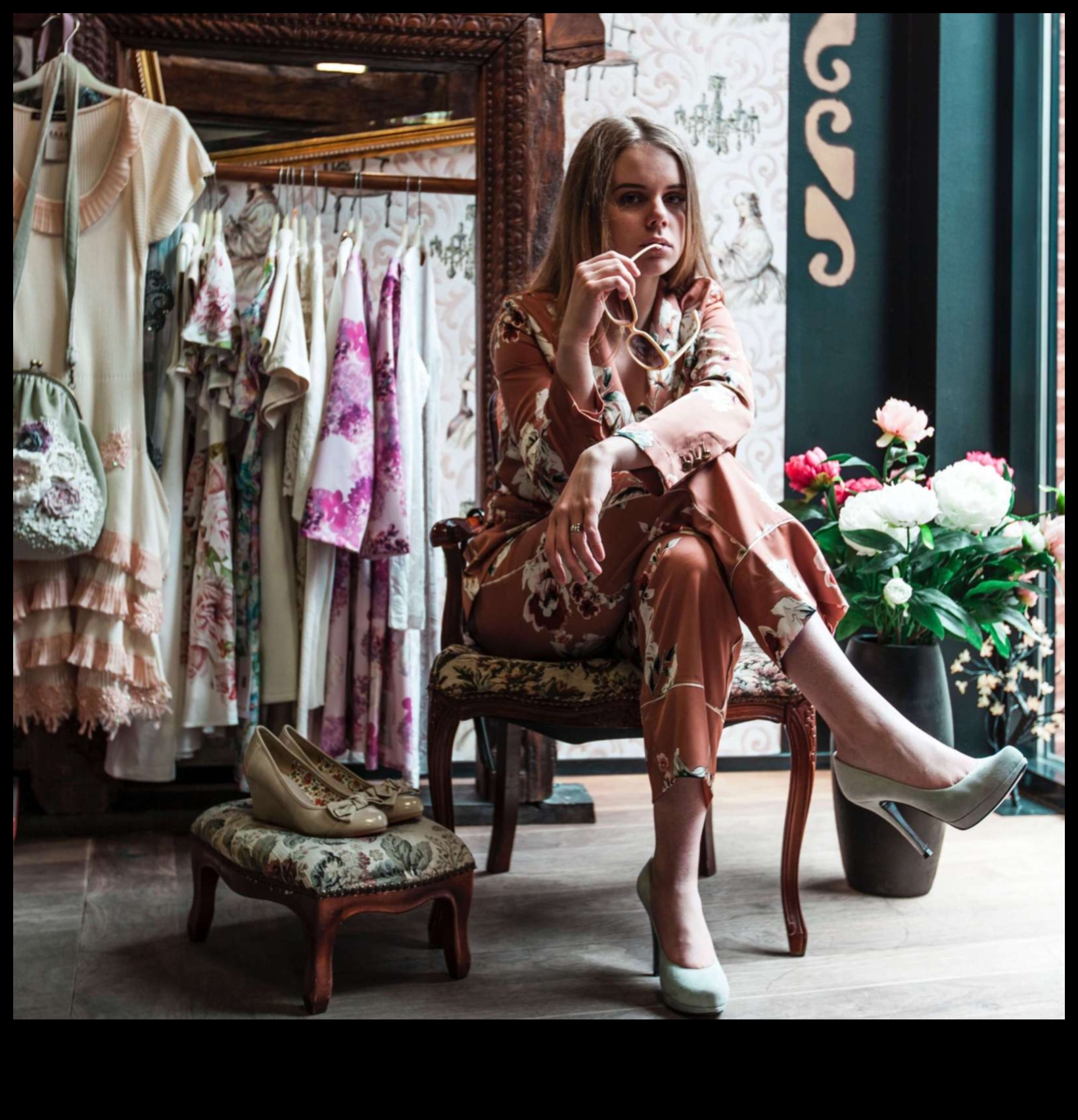 Couture Connoisseur Un ghid pentru profunzimile stilului la modă de ultimă generație 5 Couture Connoisseur: Navigați în profunzimile stilului la modă de ultimă generație