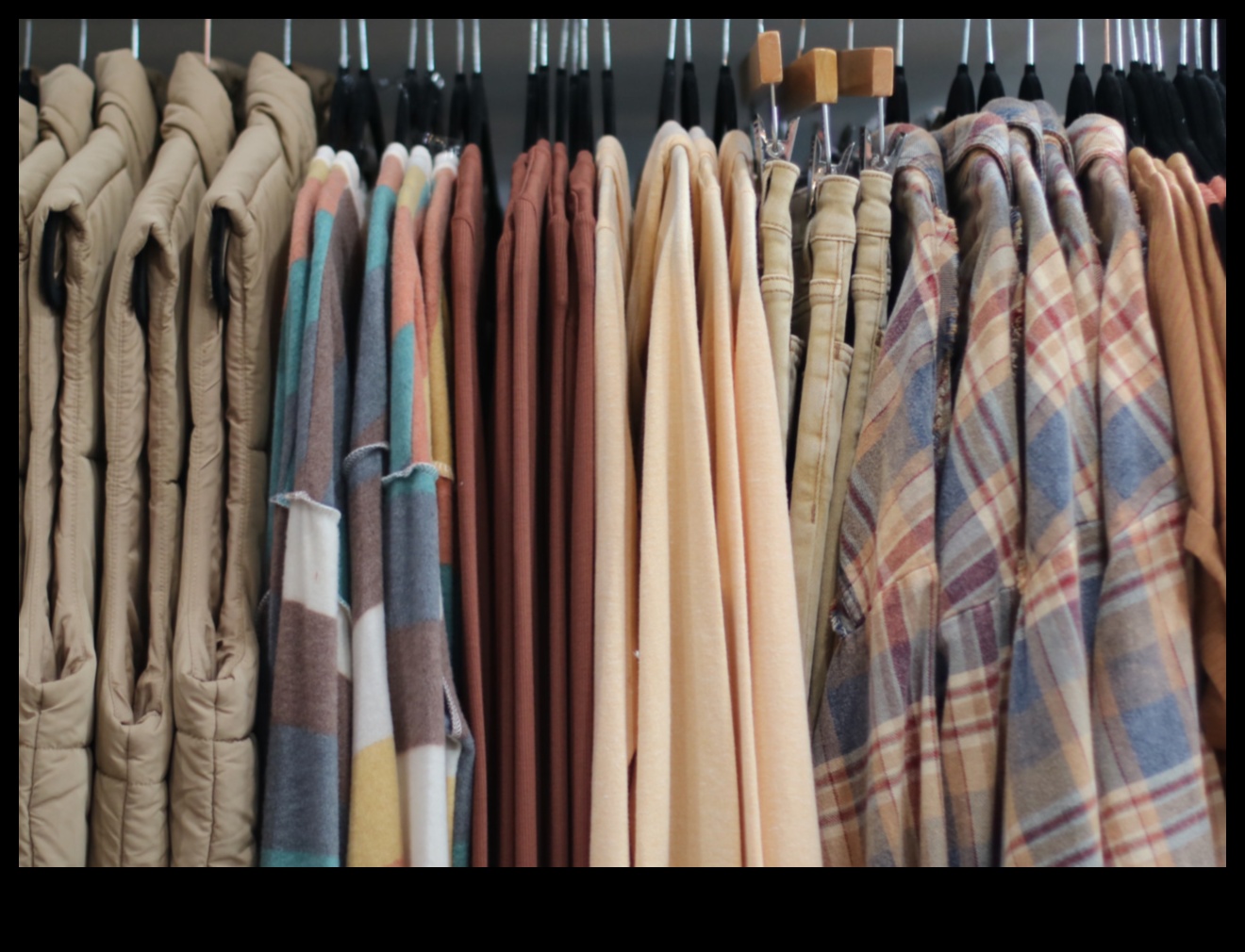 Fire la modă Cele mai noi în materie de îmbrăcăminte 2 Fire la modă: Descoperiți cele mai noi în materie de moda vestimentară